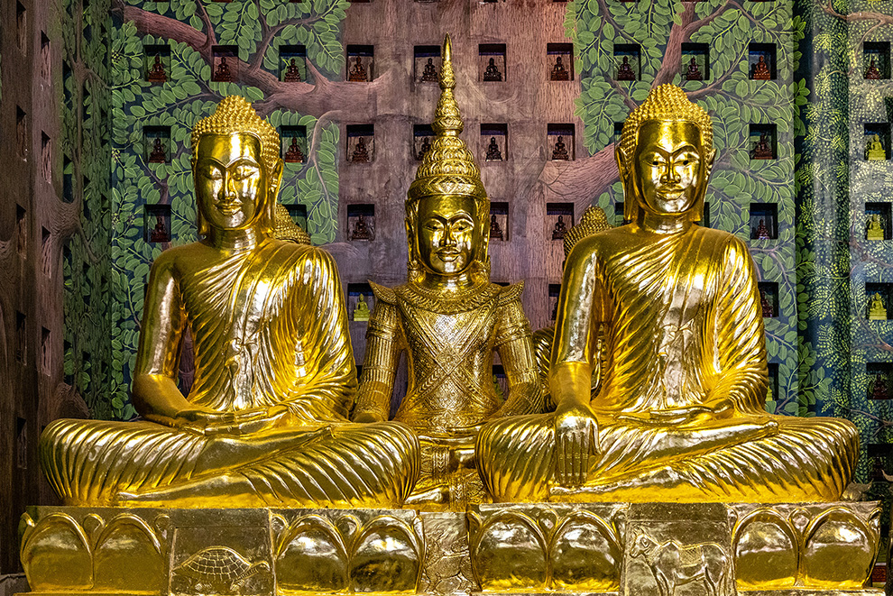 Gilded temple figures in the Buddhist temple Prey Nob